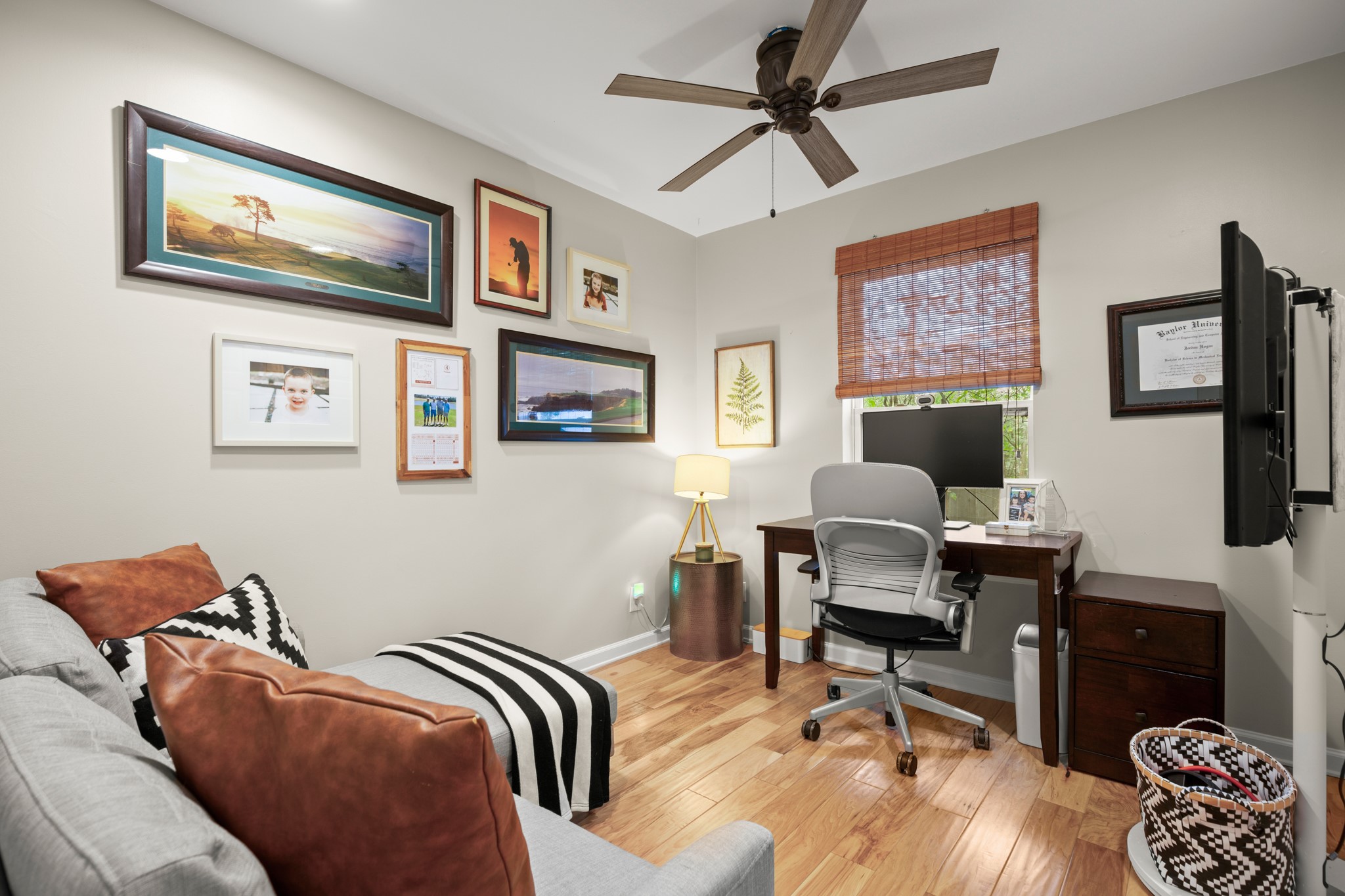 8600 Azalea Trail Austin, TX 78759 - Photo 21 of 26 a view of a livingroom with workspace and a couch