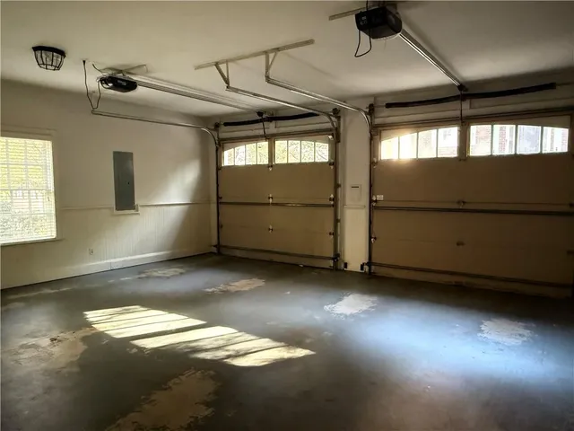 a view of a garage room