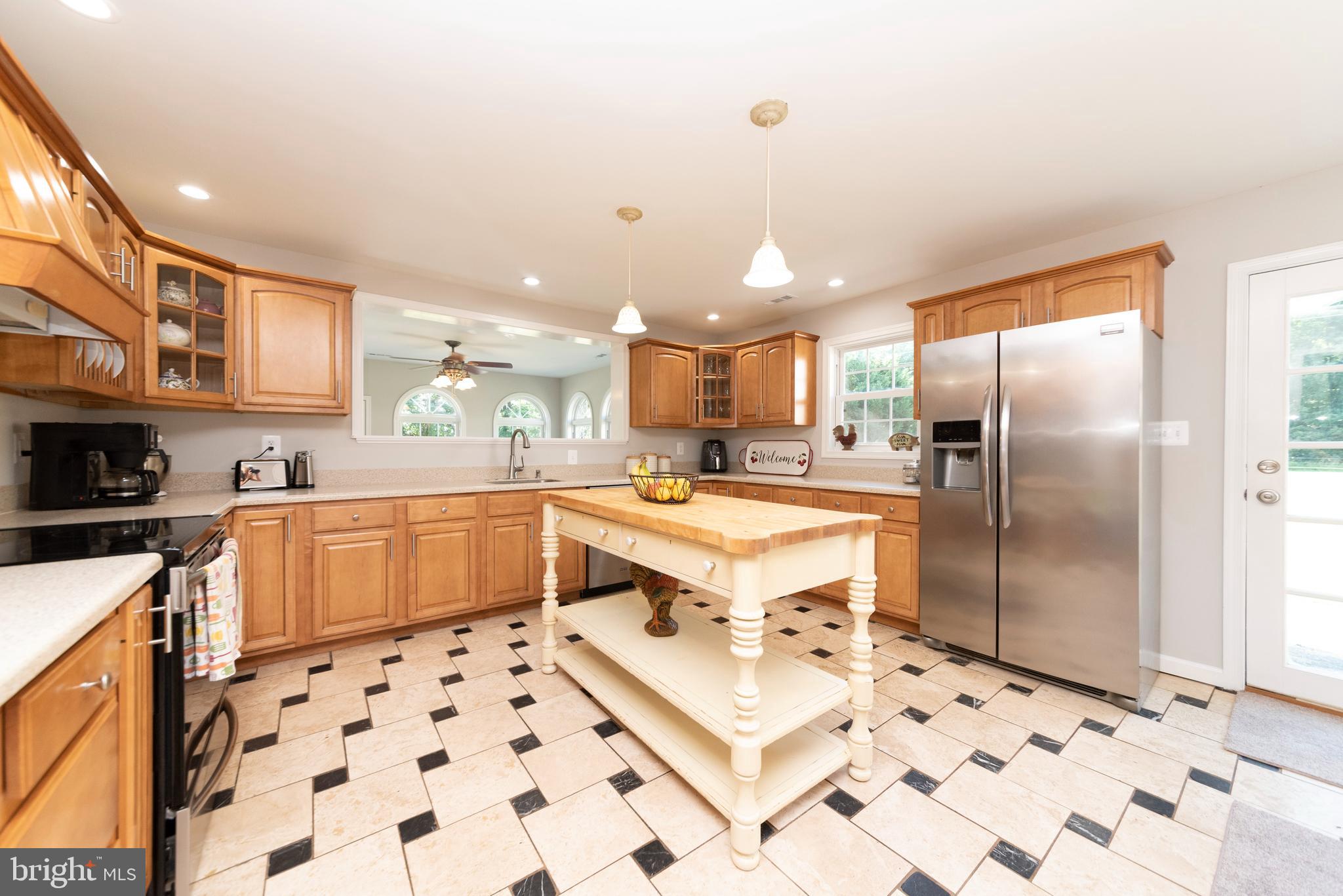 1007 Camp Road Denton, MD 21629 - Photo 15 of 58 Kitchen w/ SS Appliances