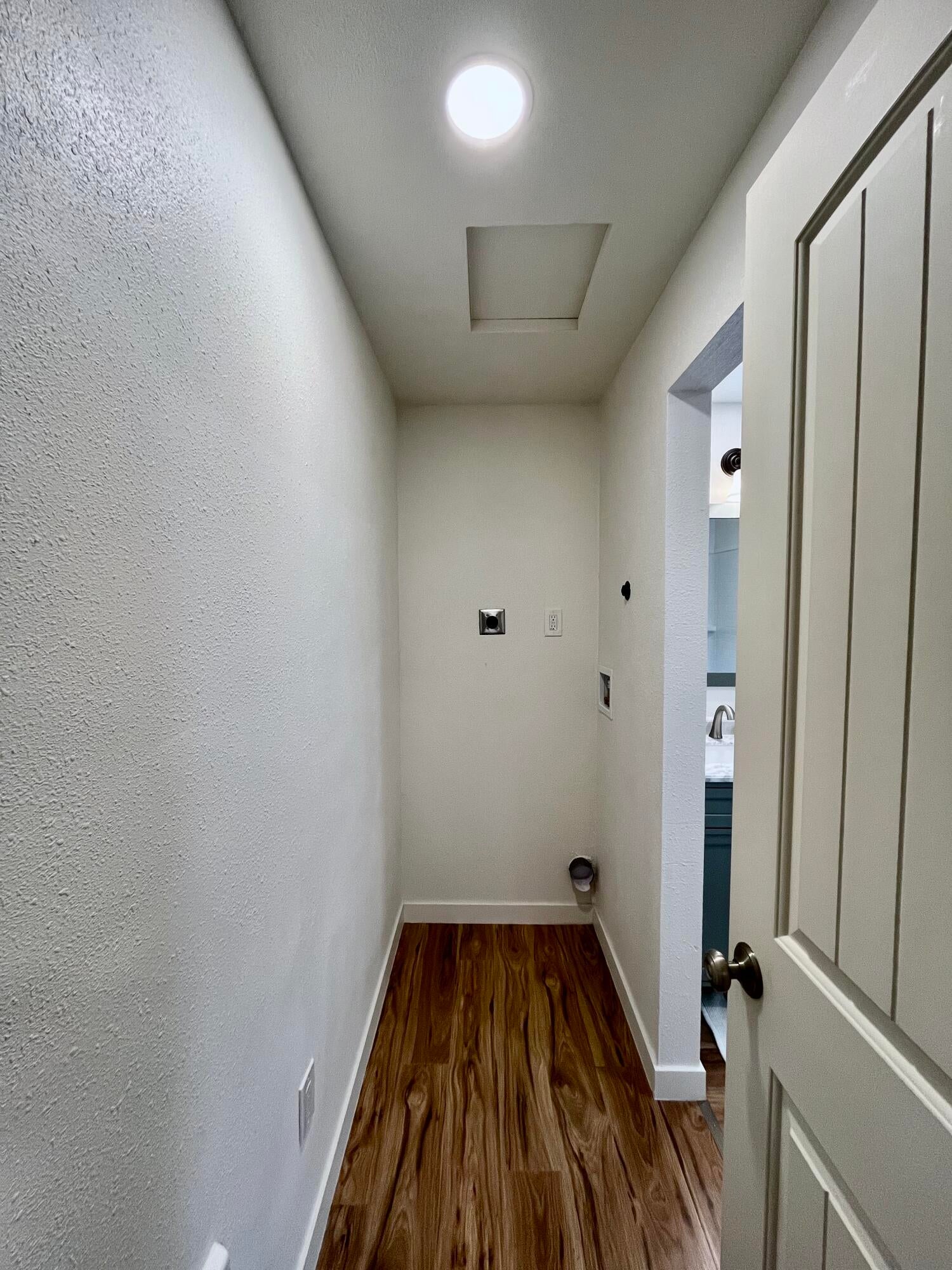 52577 River Pine Road La Pine, OR 97739 - Photo 22 of 25 Laundry area configured and ready for your stacker washer/dryer unit.