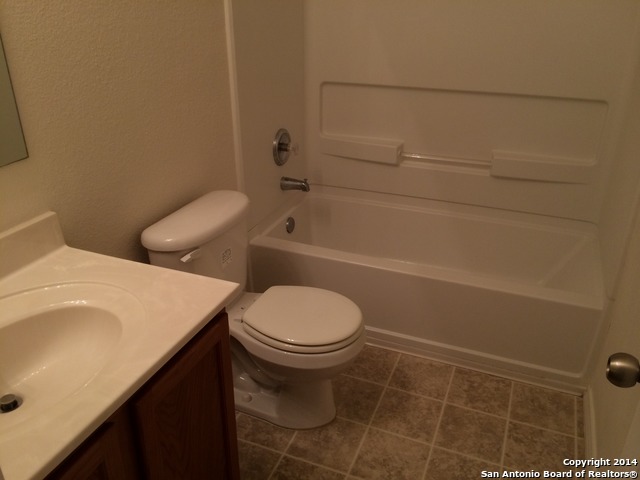 16246 Stallion Ranch Selma, TX 78154 - Photo 9 of 13 Gallery Image 9