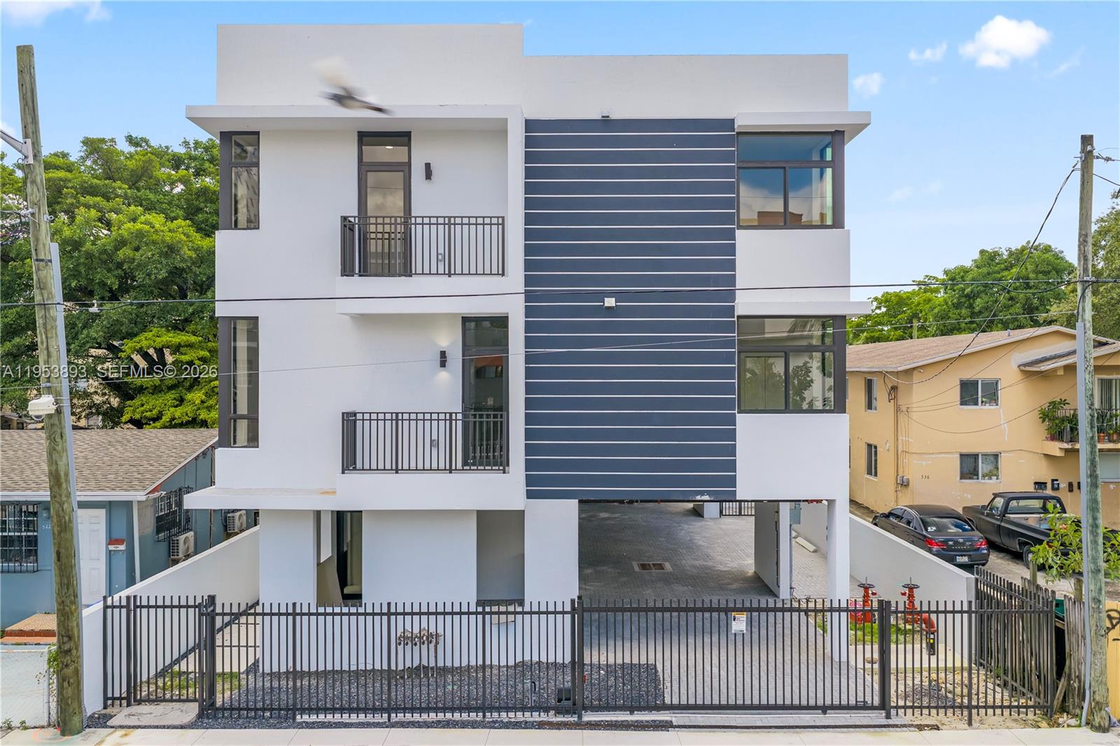 526 Southwest 2nd Street, Unit 5 Miami, FL 33130 - Photo 25 of 27 front view of a house