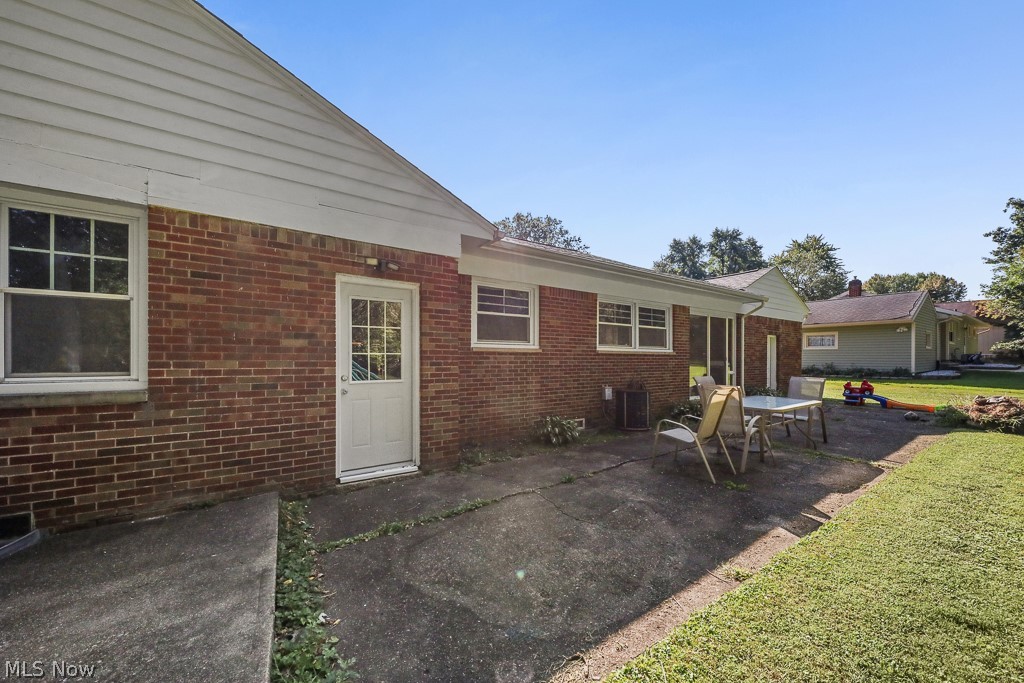 3792 Baird Road Stow, OH 44224 - Photo 32 of 33 patio