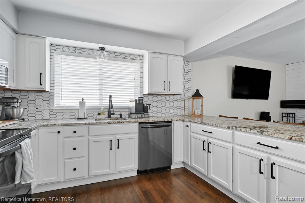 1494 Ranier Street Canton, MI 48187 - Photo 8 of 28