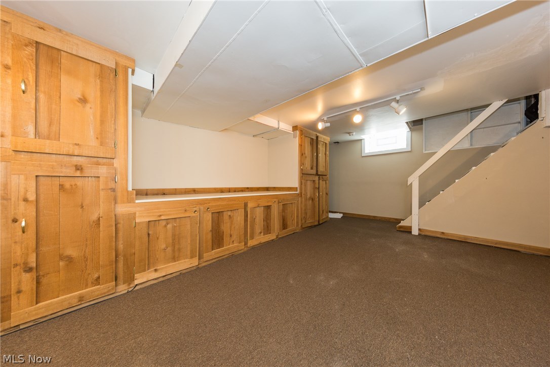 3353 Clarendon Road Cleveland, OH 44118 - Photo 26 of 34 Gallery Image 26