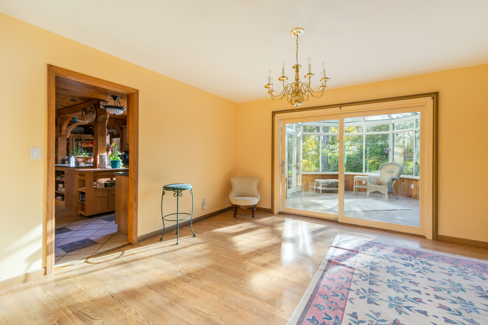 3473 East 449th Road LaSalle, IL 61301 - Photo 18 of 61 a very nice looking room with a large window