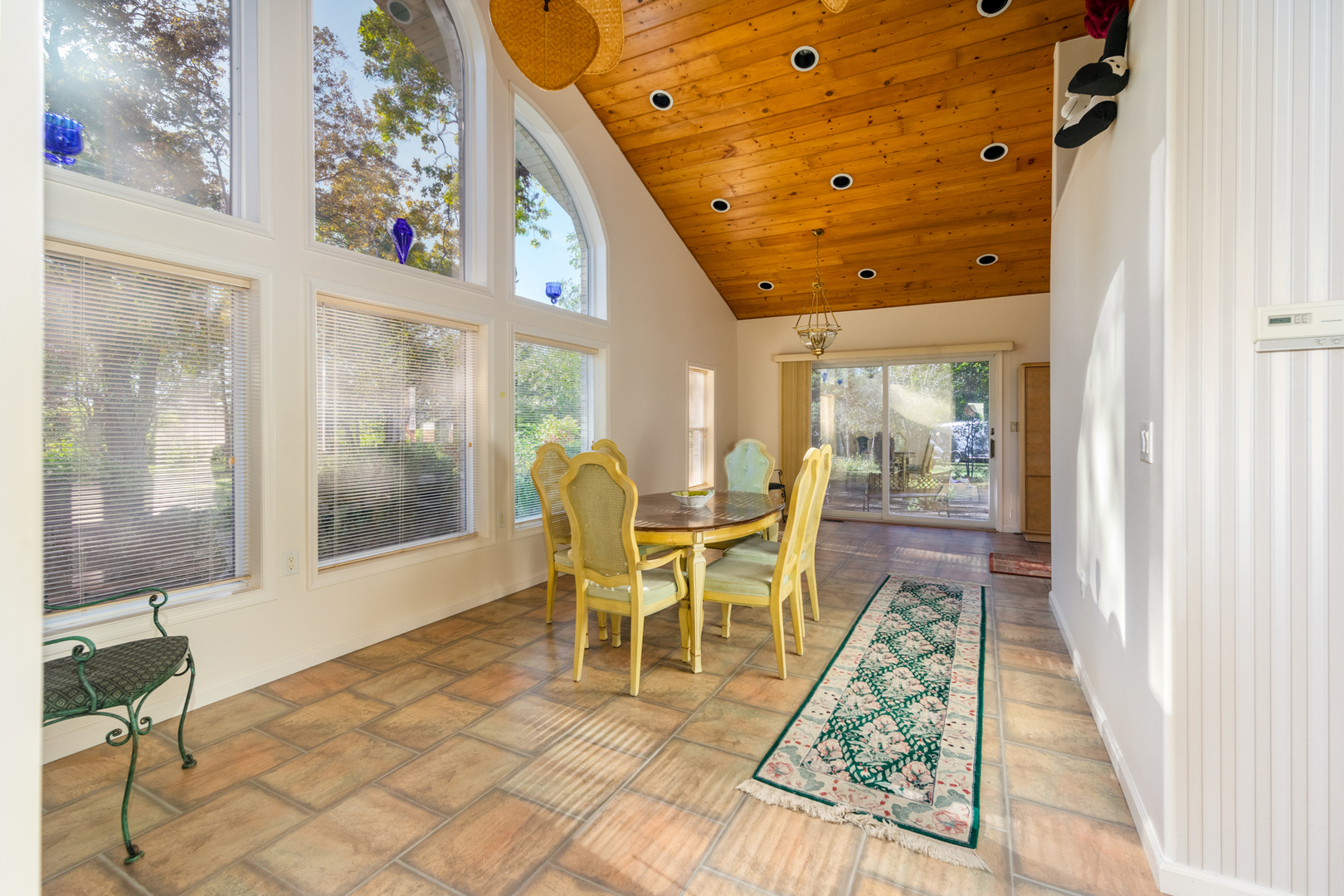 3473 East 449th Road LaSalle, IL 61301 - Photo 30 of 61 a dining room with wooden floor and windows