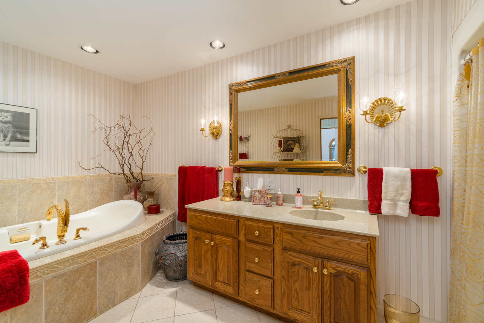 3473 East 449th Road LaSalle, IL 61301 - Photo 34 of 61 a bathroom with a double vanity sink mirror and bathtub