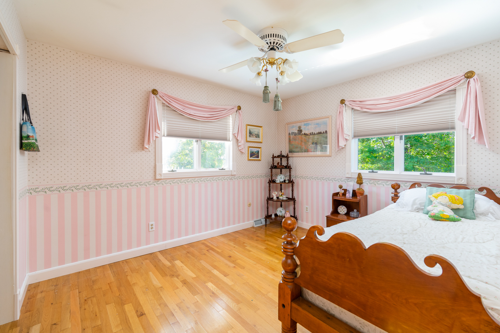 3473 East 449th Road LaSalle, IL 61301 - Photo 37 of 61 a bed room with a bed and a chandelier