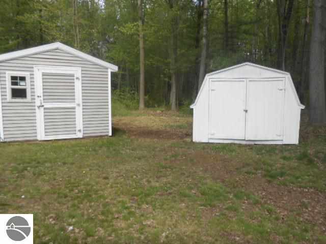 8485 East Baseline Road Mount Pleasant, MI 48858 - Photo 15 of 18 1743023-14.JPG