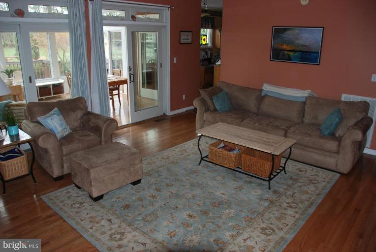 28685 Earthlite Road Wye Mills, MD 21679 - Photo 3 of 24 Family Room