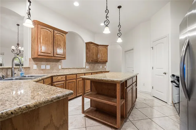 $2,400 | 6029 Baltic Court, Corpus Christi, TX 78414