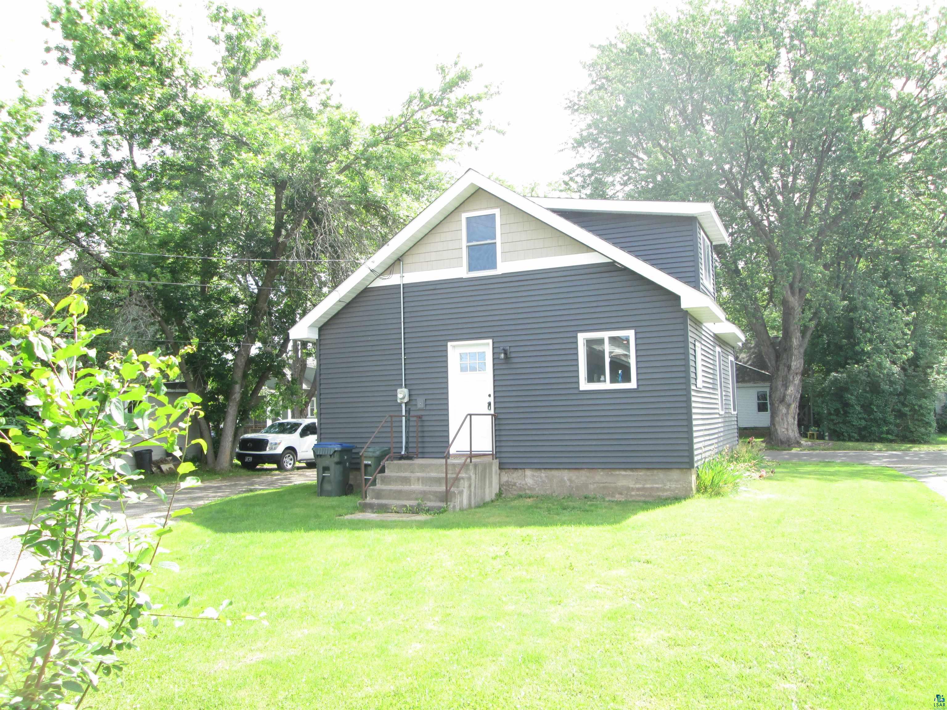 421 8th Street Cloquet, MN 55720 - Photo 9 of 25