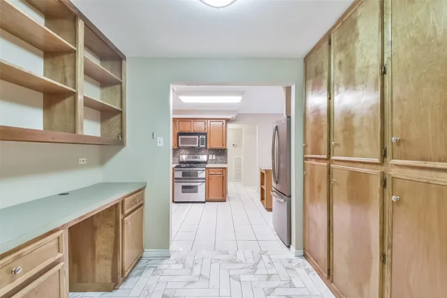 $1,900 | 20 Tulip Hill Court, Spring, TX 77380