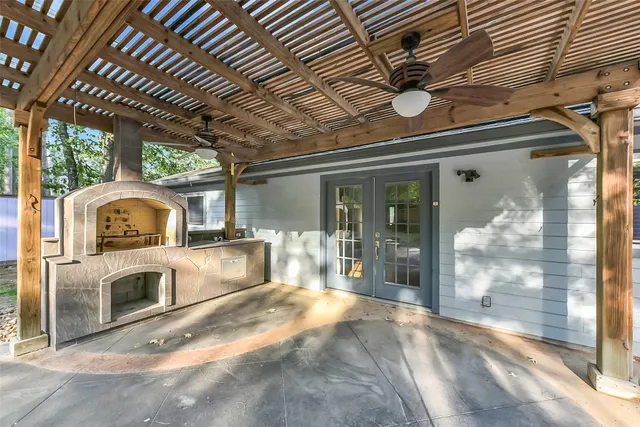 $1,900 | 20 Tulip Hill Court, Spring, TX 77380