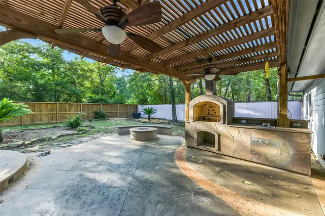 $1,900 | 20 Tulip Hill Court, Spring, TX 77380