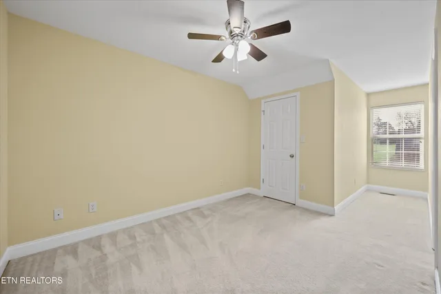 $424,900 | 560 Meadow Walk Lane, Lenoir City, TN 37772