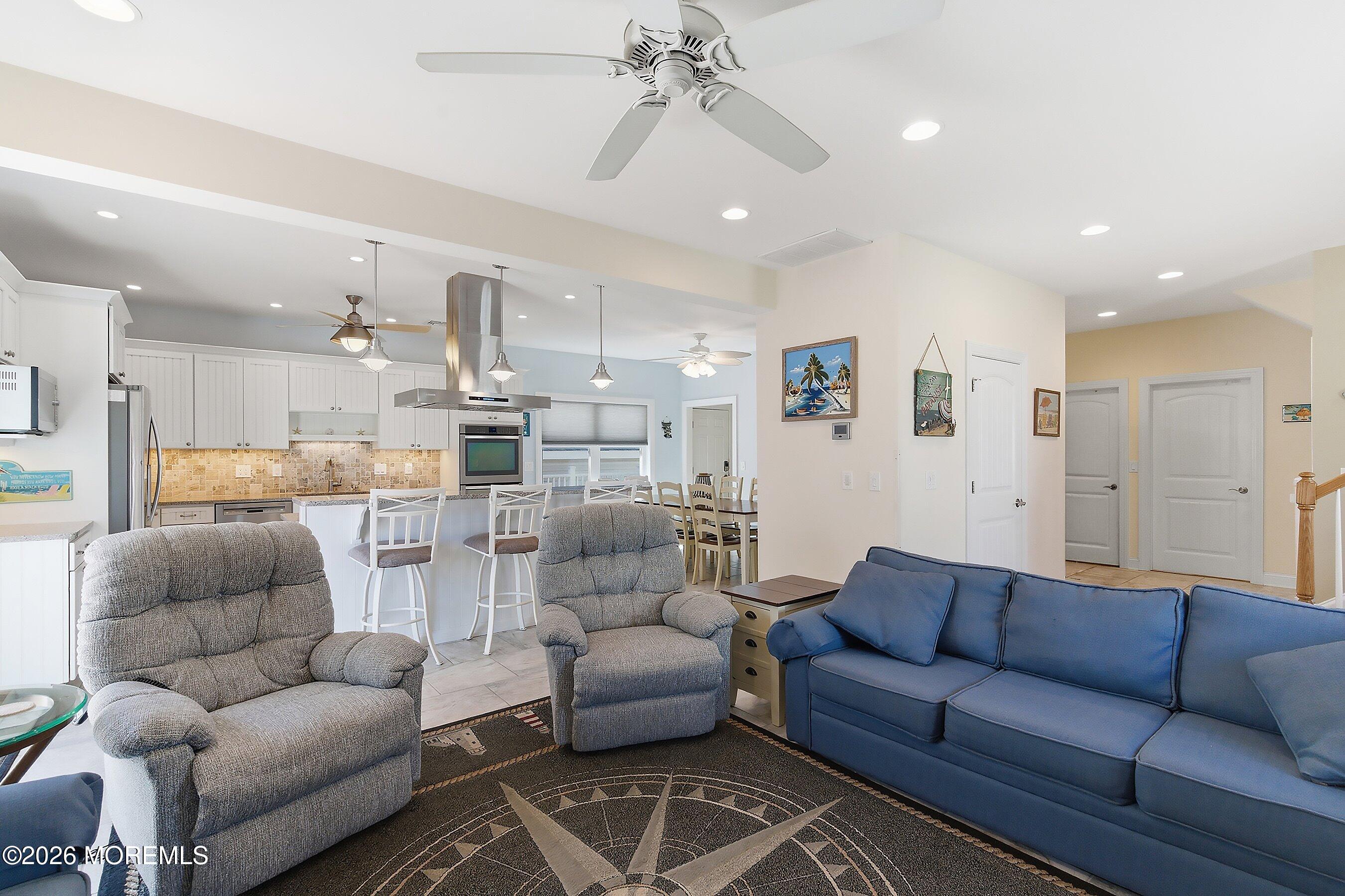 3 Holiday Road Seaside Heights, NJ 08751 - Photo 13 of 62 16-Living 1C