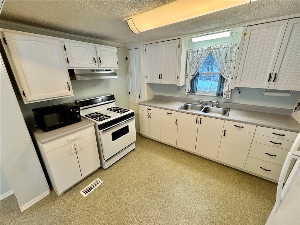 754 Highway 356 Apollo, PA 15613 - Photo 6 of 29