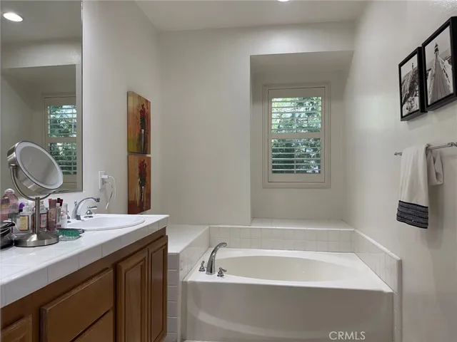 $4,200 | 23415 Shorebreak Lane, Unit 58, Valencia, CA 91355