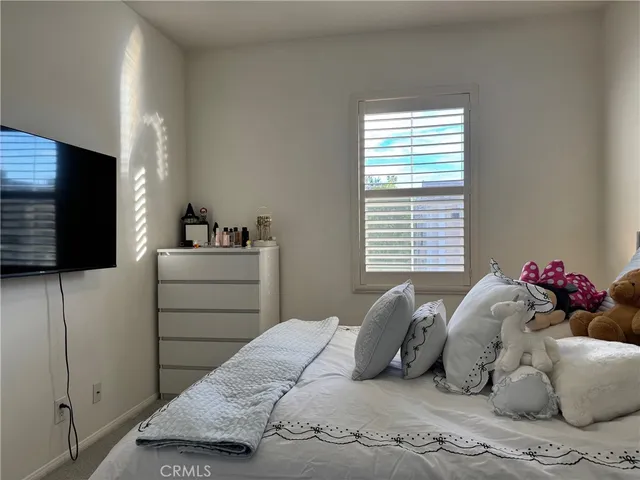 $4,200 | 23415 Shorebreak Lane, Unit 58, Valencia, CA 91355