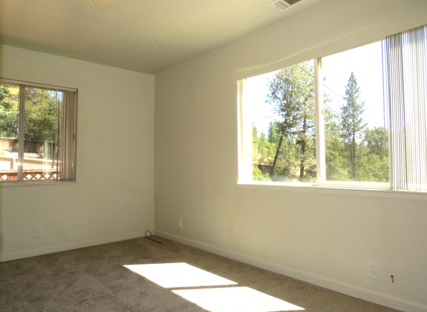 19245 Geisendorfer Road Applegate, CA 95703 - Photo 18 of 59 Bedroom