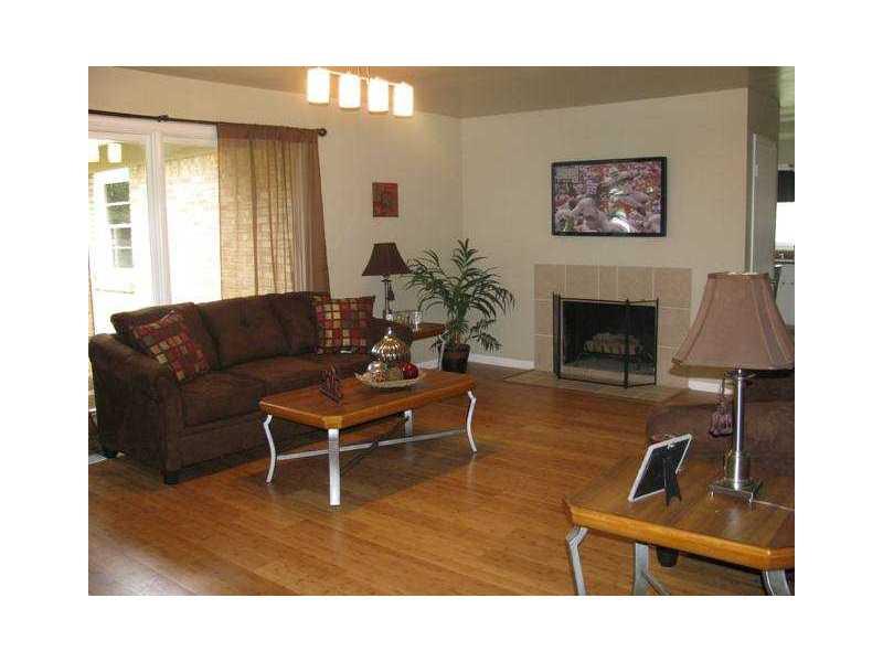 5112 Alameda Road Indianapolis, IN 46228 - Photo 3 of 8 Gallery Image 3