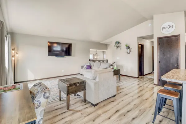 $340,000 | 6726 69th Avenue, Horace, ND 58047