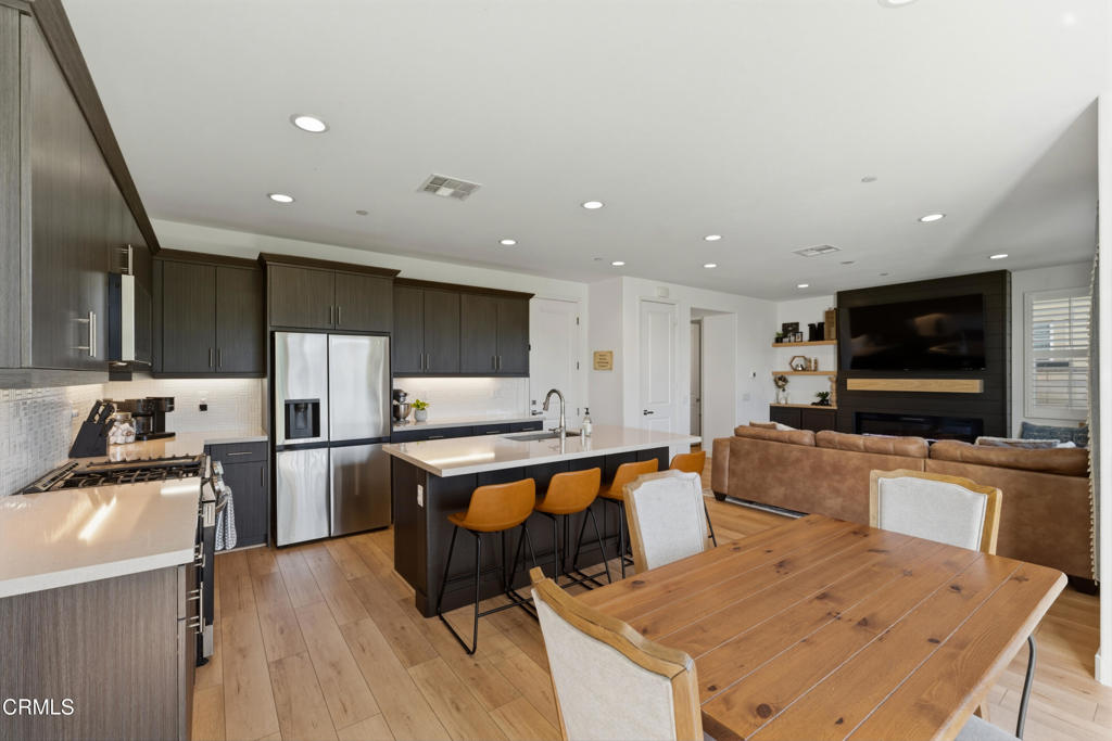 341 Fraser Point Camarillo, CA 93012 - Photo 11 of 37