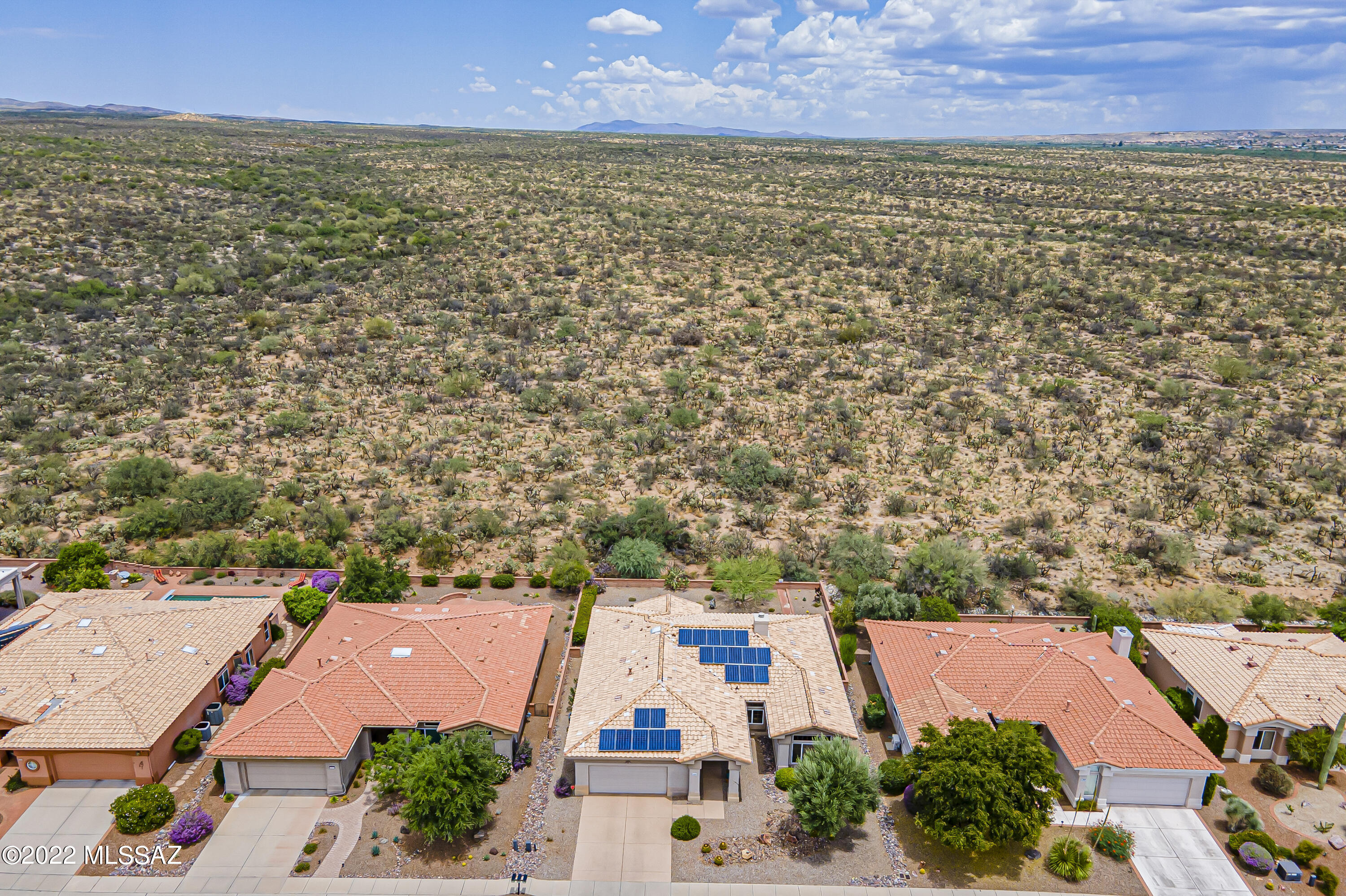 1589 East Crown Ridge Way Tucson, AZ 85755 - Photo 2 of 50