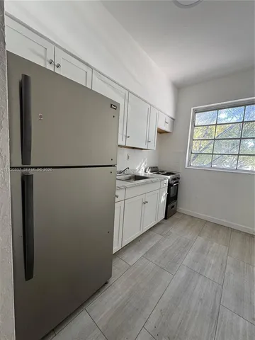 $1,695 | 901 Pennsylvania Avenue, Unit 6, Miami Beach, FL 33139