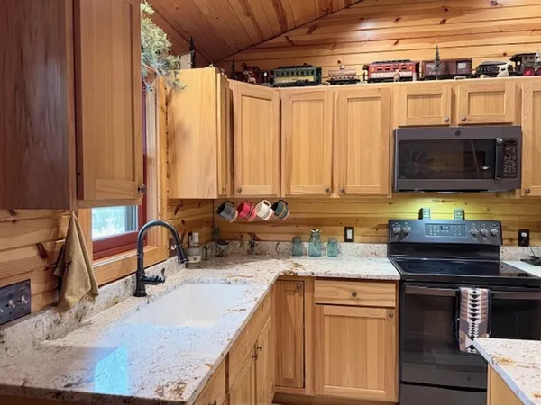 $259,000 | N3950 Red Pine Drive, White Lake, WI 54491