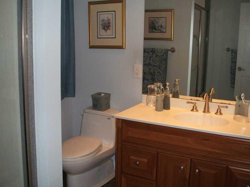 7225 Moorgate Road Indianapolis, IN 46250 - Photo 11 of 18 Gallery Image 11