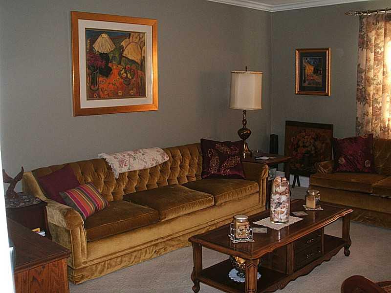 7225 Moorgate Road Indianapolis, IN 46250 - Photo 3 of 18 Gallery Image 3