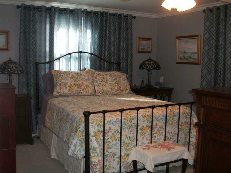 7225 Moorgate Road Indianapolis, IN 46250 - Photo 10 of 18 Gallery Image 10