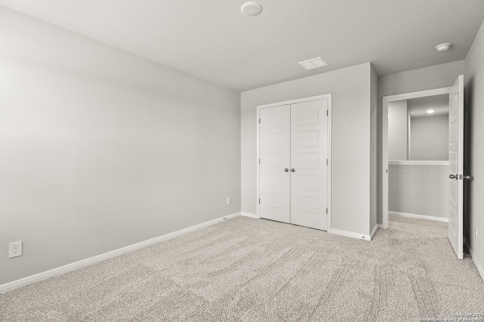 418 Cross Barn Boulevard, Unit B Buda, TX 78610 - Photo 25 of 35 a view of an empty room