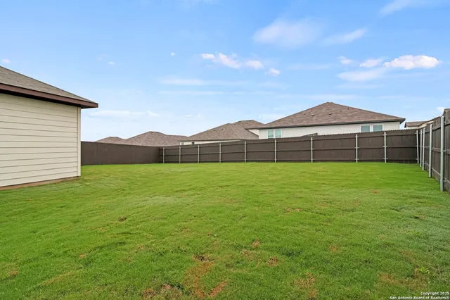 $1,999 | 418 Cross Barn Boulevard, Unit B, Buda, TX 78610