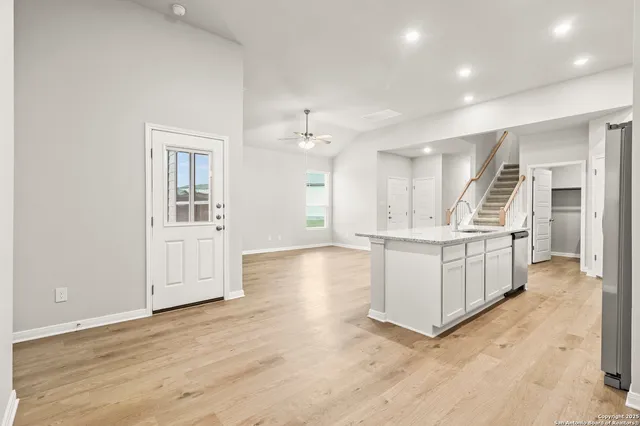 $1,999 | 418 Cross Barn Boulevard, Unit B, Buda, TX 78610