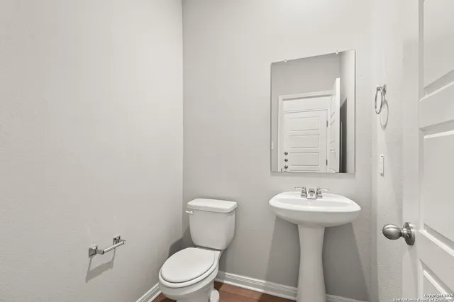 $1,999 | 418 Cross Barn Boulevard, Unit B, Buda, TX 78610