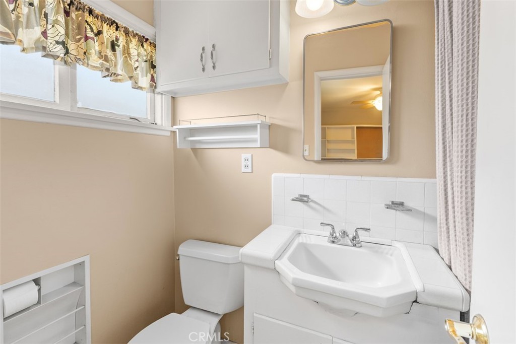 3749 San Rafael Way Riverside, CA 92504 - Photo 22 of 37