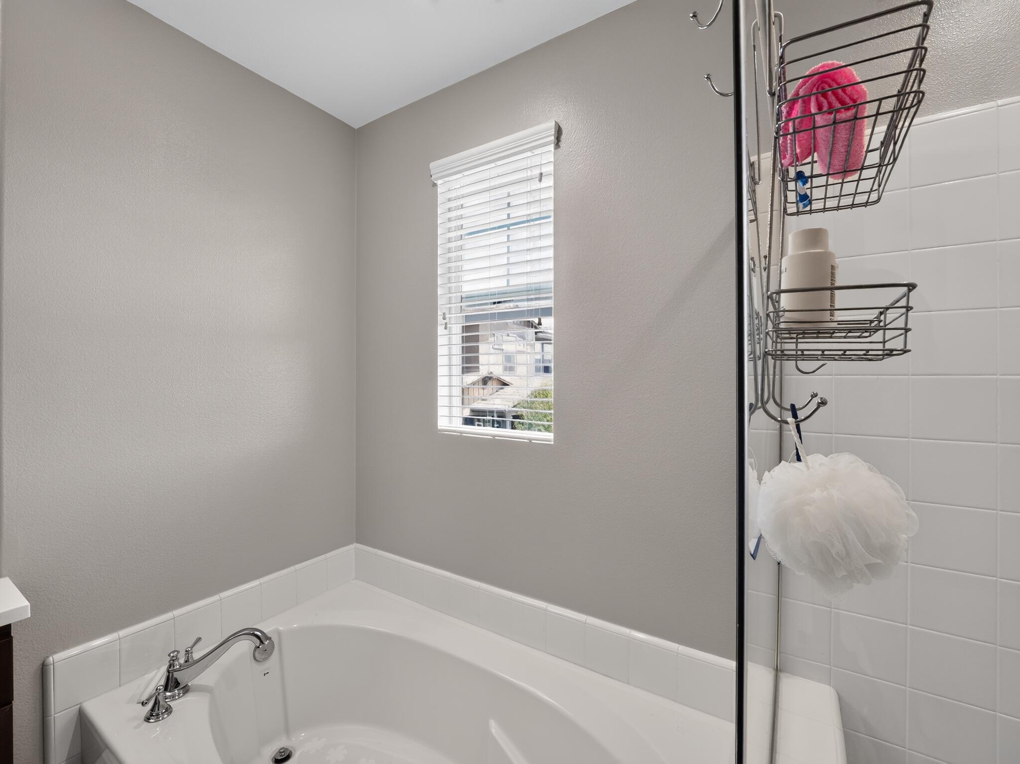 6657 Fathom Way Goleta, CA 93117 - Photo 20 of 38 40_6657_Fathom_Wy-Bathroom-3093