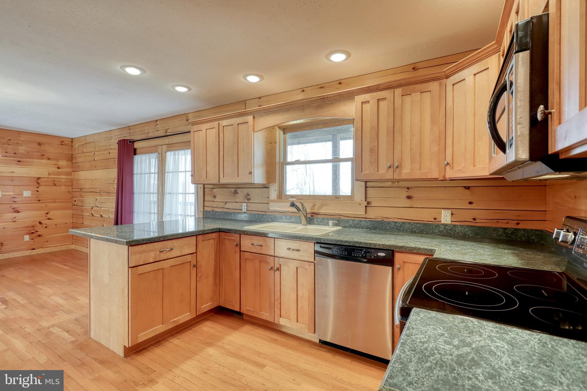 2908 Black Rock Road Hanover, PA 17331 - Photo 12 of 59 Gallery Image 12