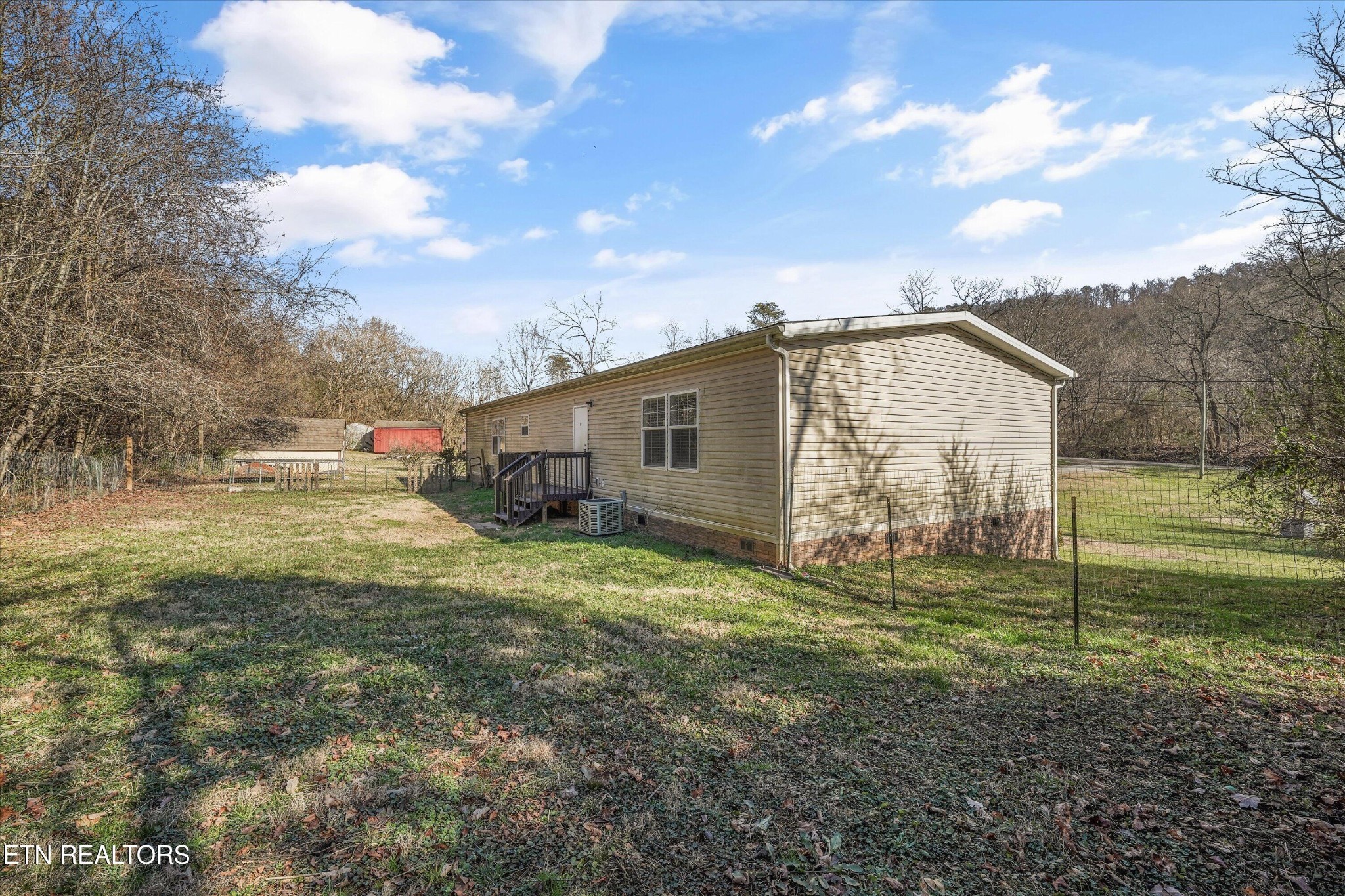 603 Bays Mountain Road Knoxville, TN 37920 - Photo 26 of 30 a view of a house with backyard