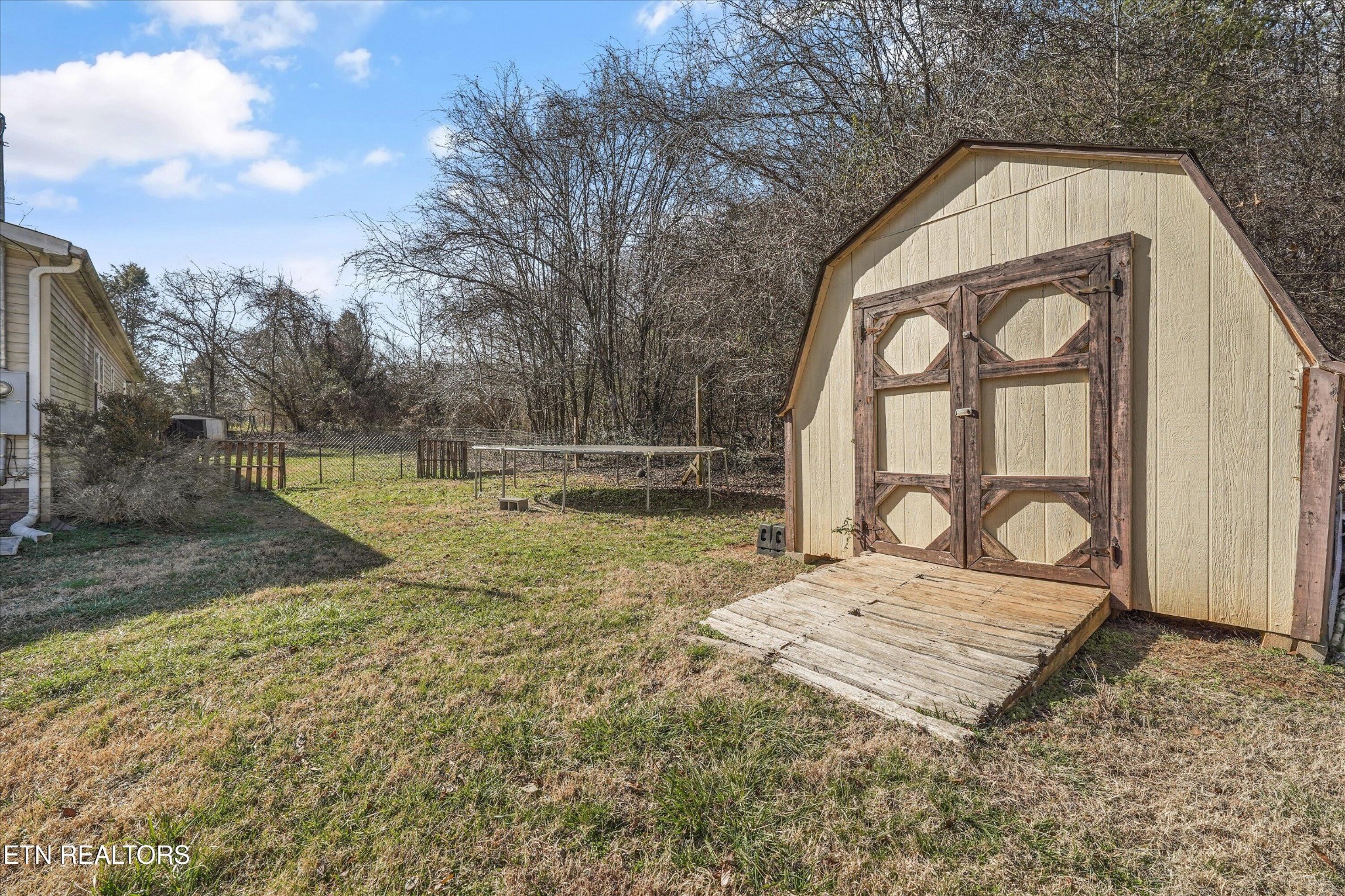 603 Bays Mountain Road Knoxville, TN 37920 - Photo 28 of 30 a view of a house with a yard
