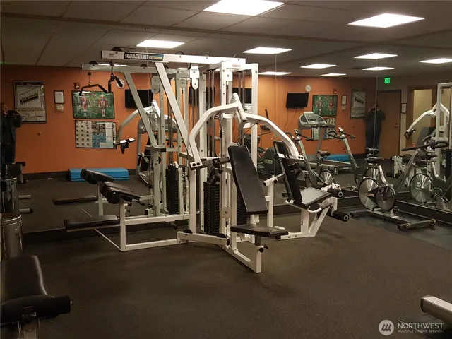 $2,300 | 668 South Lane Street, Unit 314, Seattle, WA 98104