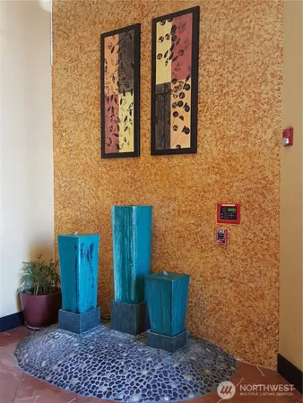 $2,200 | 668 South Lane Street, Unit 314, Seattle, WA 98104