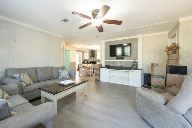 $165,000 | 2231 Southeast State Road 121, Morriston, FL 32668