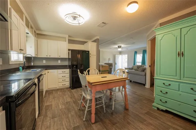 $165,000 | 2231 Southeast State Road 121, Morriston, FL 32668