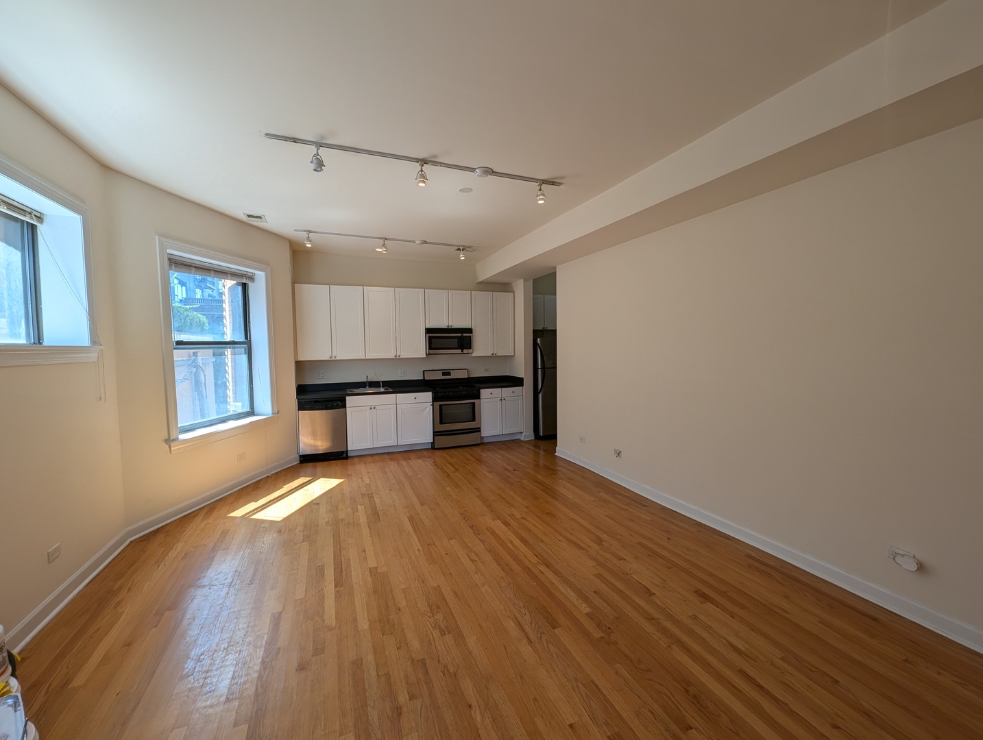 4715 North Sheridan Road, Unit 22S Chicago, IL 60640 - Photo 10 of 19