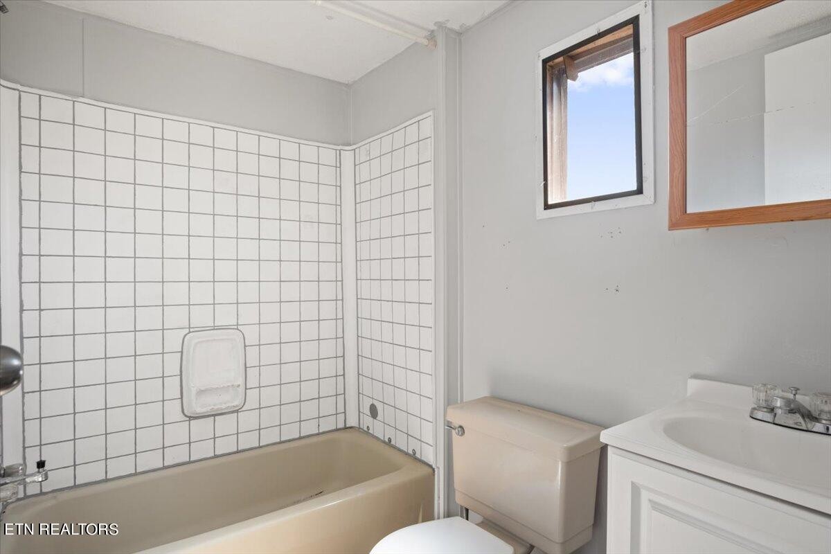 2906 New Blockhouse Road Maryville, TN 37803 - Photo 17 of 22 Gallery Image 17